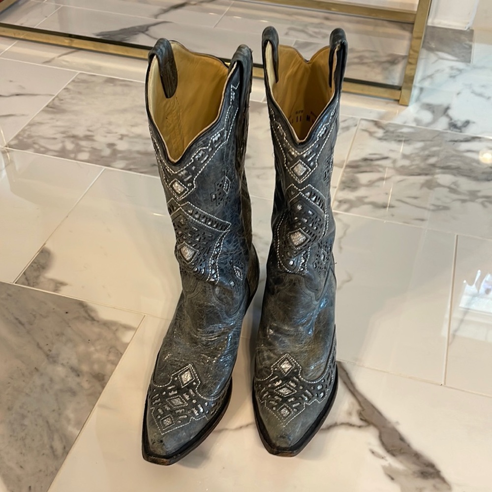 COPY - Cowgirl boots gray with silver